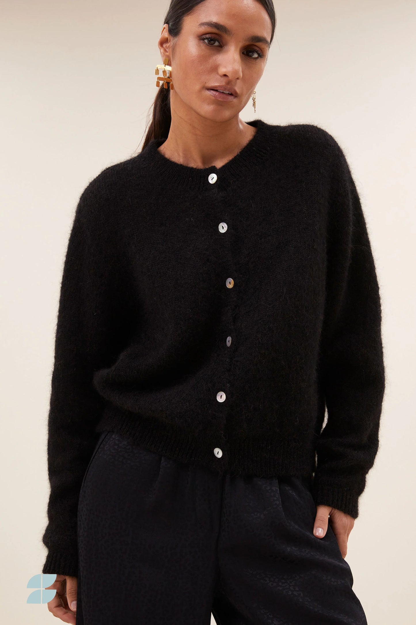 Cleo Natural Cardigan Black