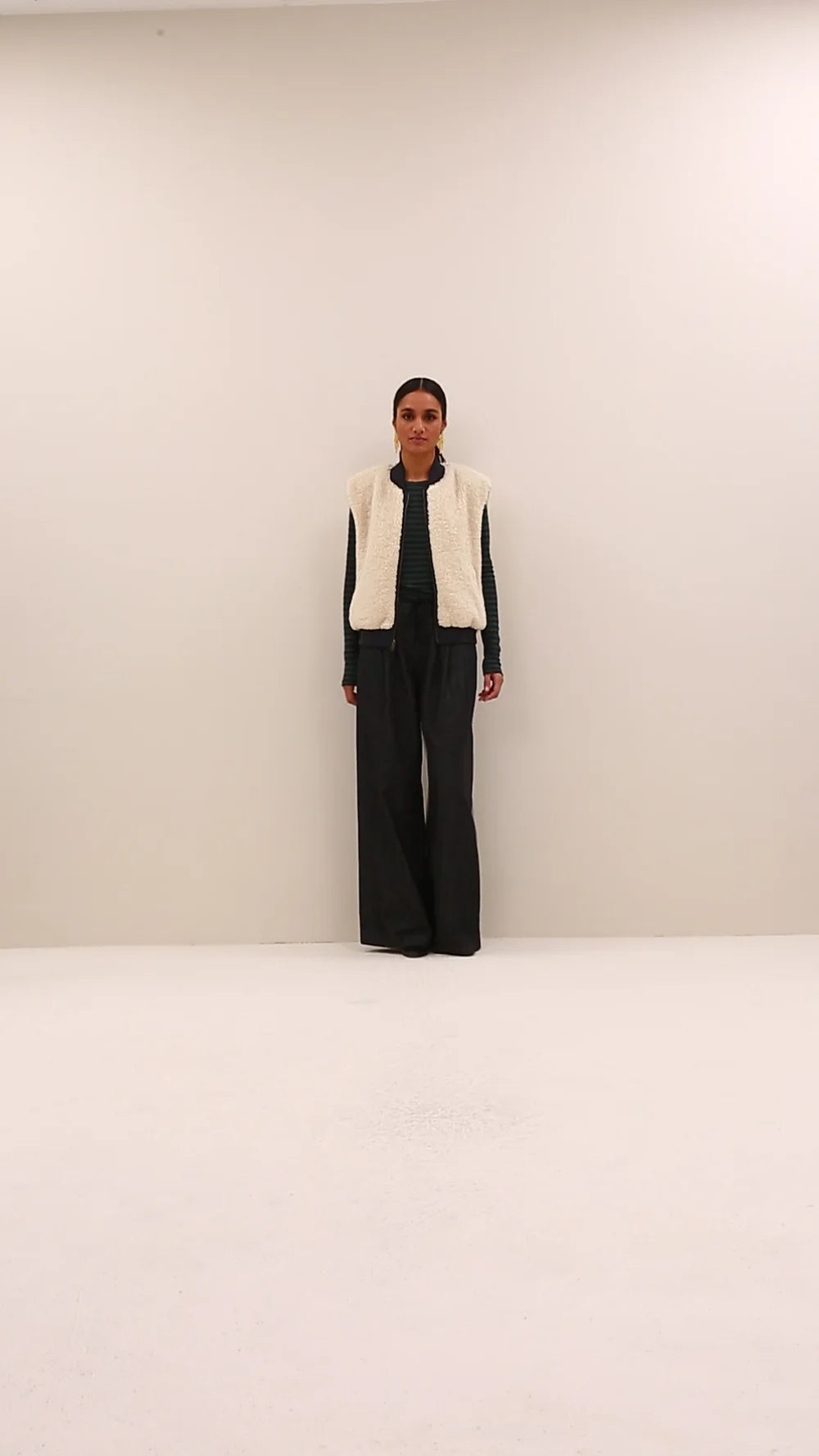 Aleksi Sleeveless Jacket Charcoal