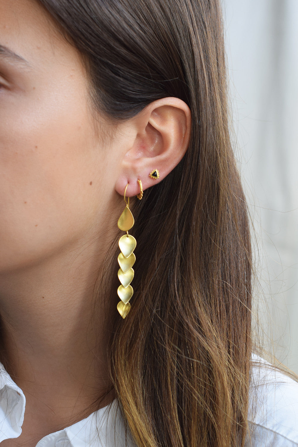 Earring PD leaves string gold