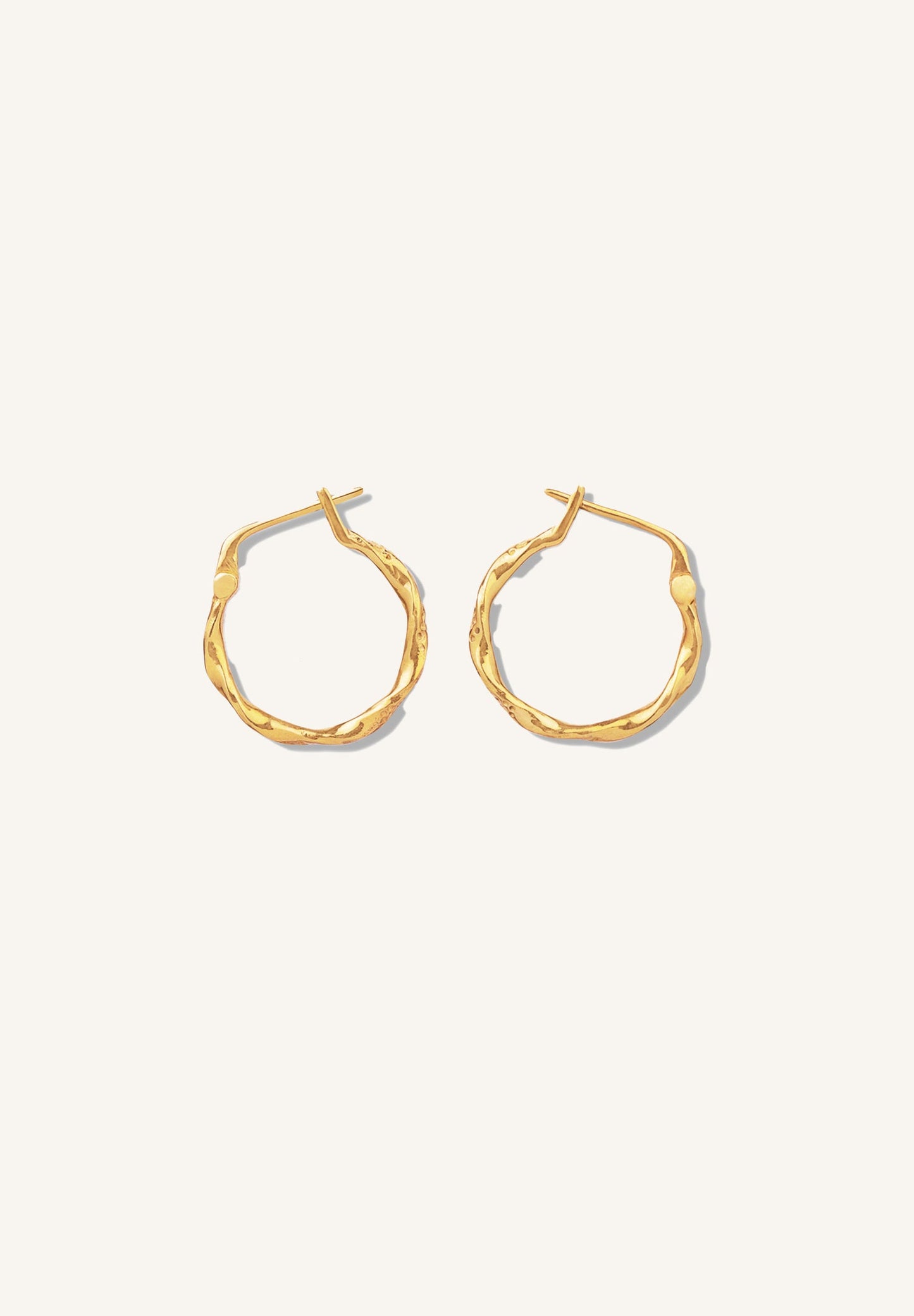 PD Mila round earring