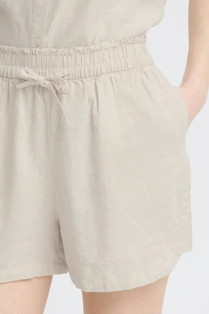 Ihlinno Shorts Natural