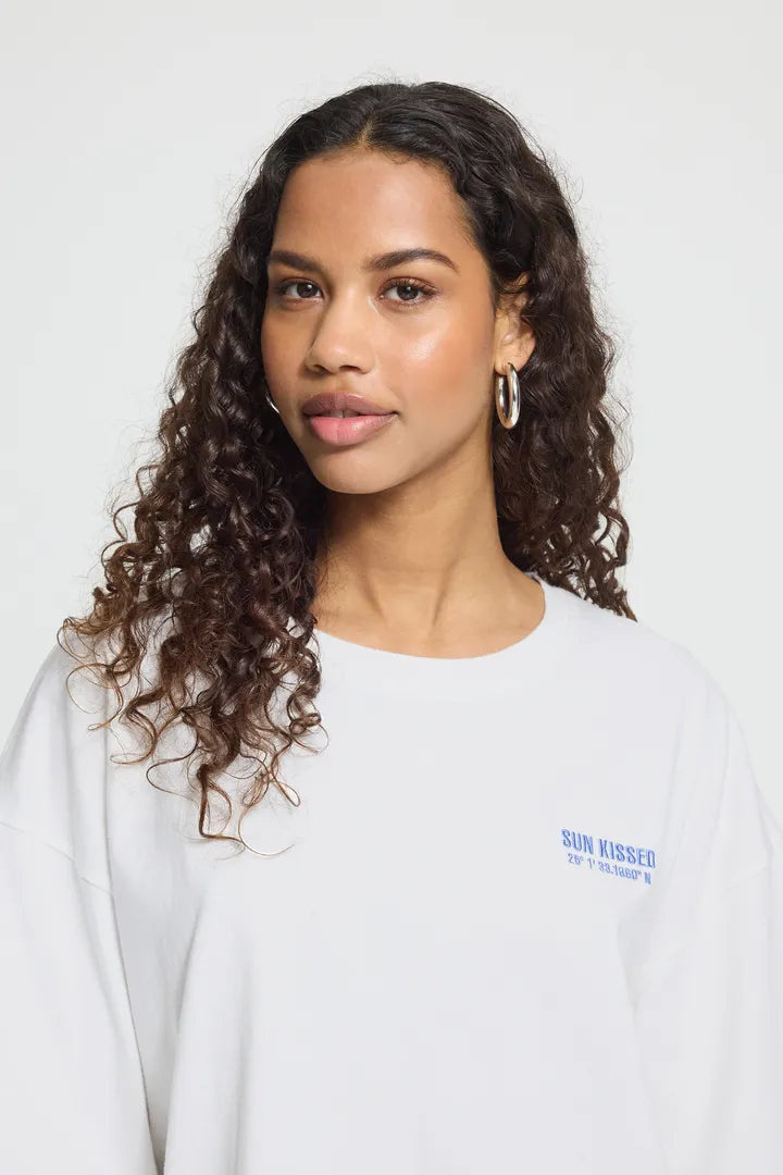 Ihnica Shirt Cloud