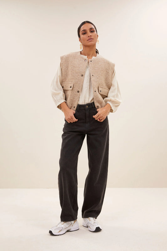 Maggie Sleeveless Jacket Dark Sand