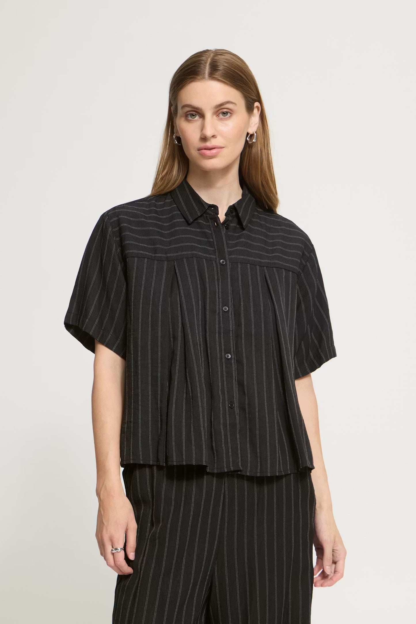 Ihfienna Shirt