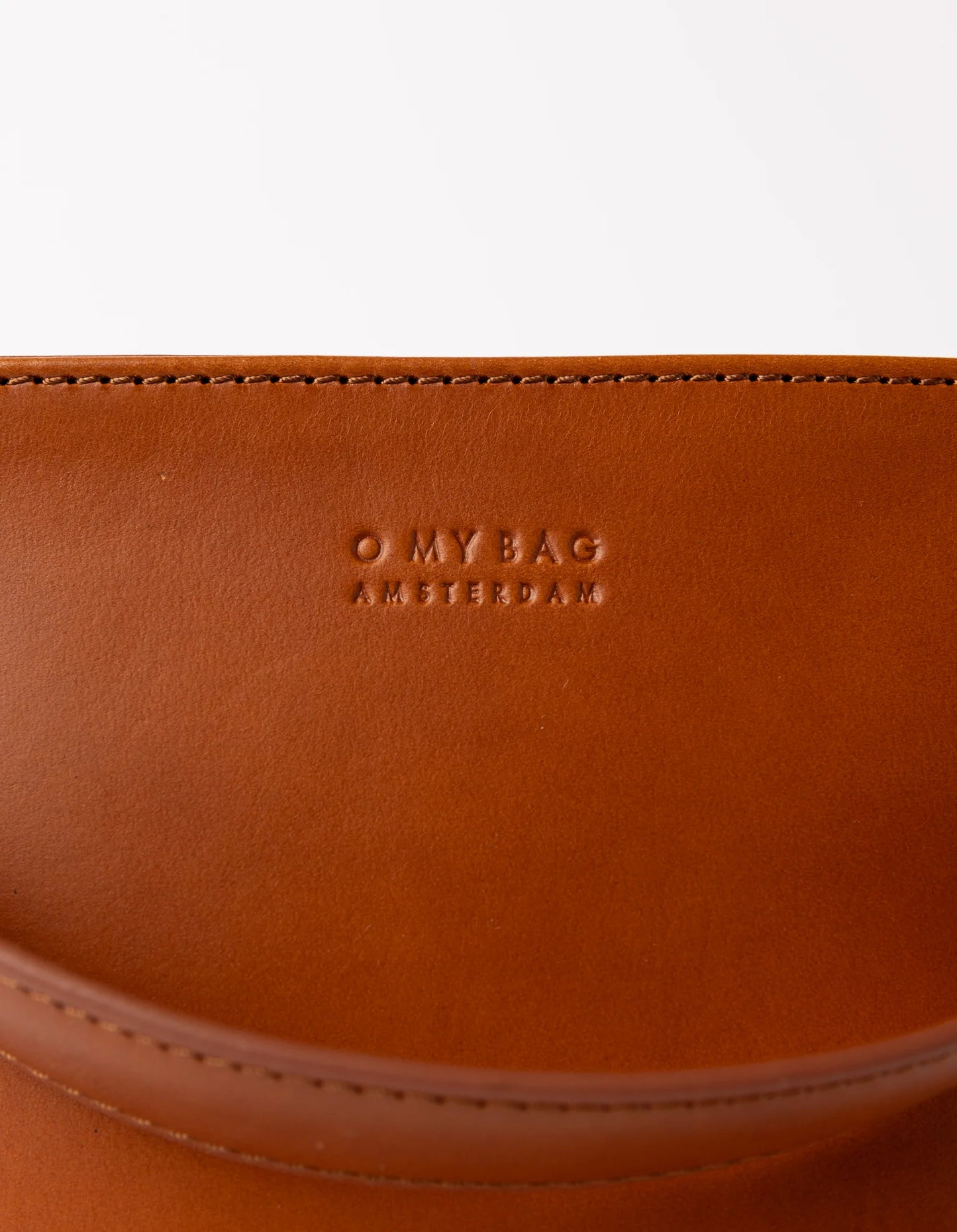 Bobbi Bucket Bag Maxi Cognac