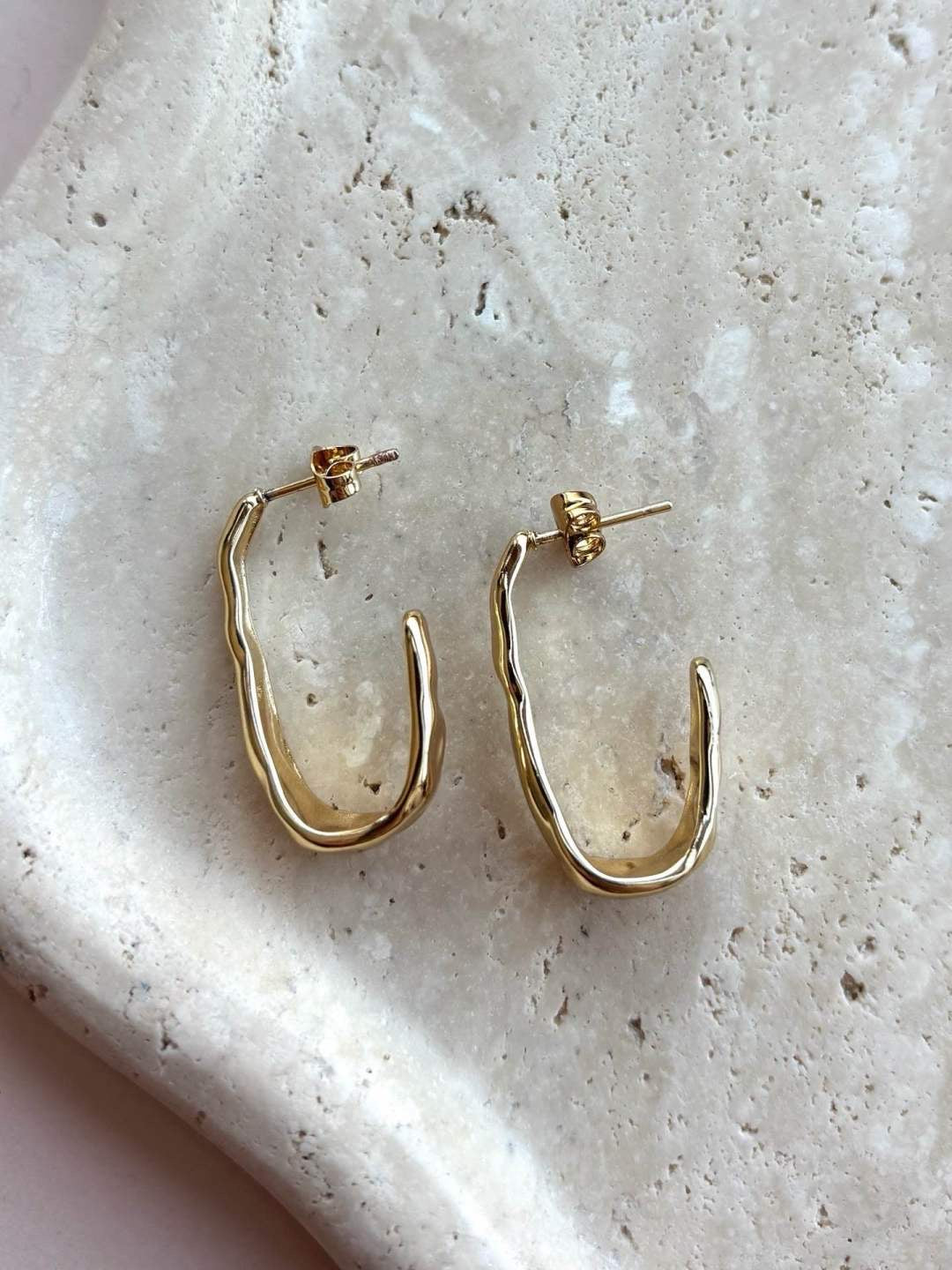 Wauw Earring Gold Moon