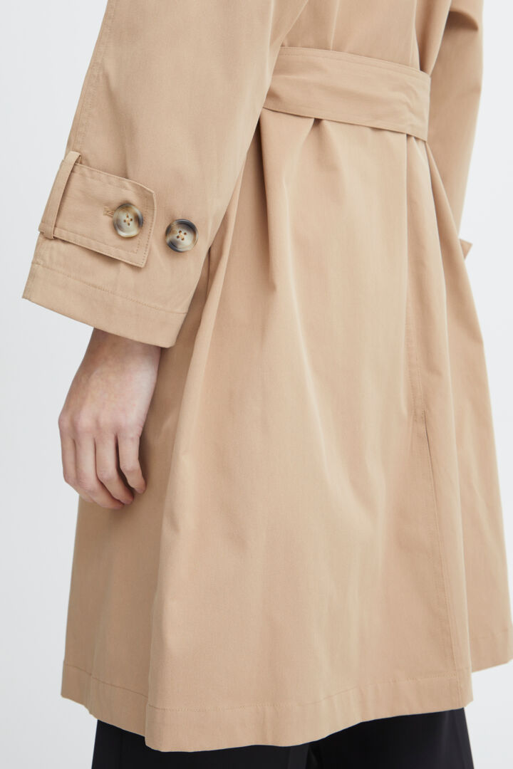 Ihelova Trenchcoat